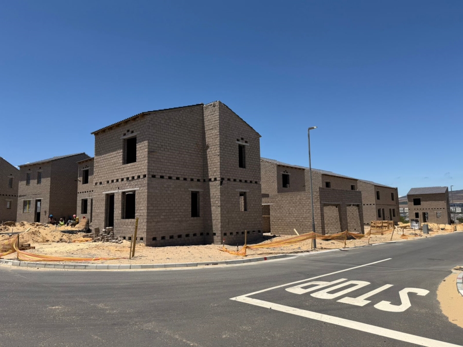 3 Bedroom Property for Sale in Rivergate Western Cape